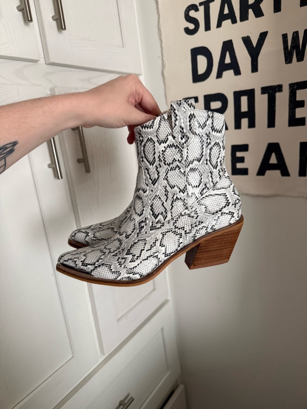 Snake-Print Western Ankle Boot in White and Black - Picture 2 of 6